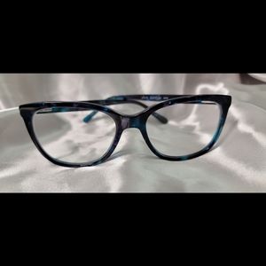 Sofia Vegara SV Sonya